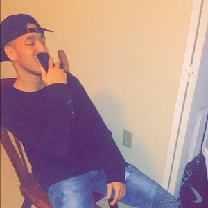 Meet your Posher, Elijah