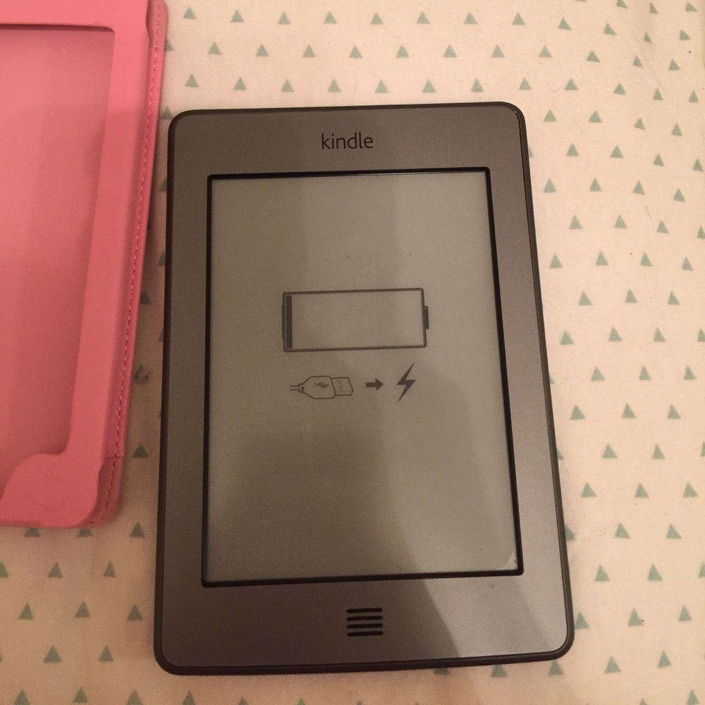 Amazon Kindle - Picture 2 of 4