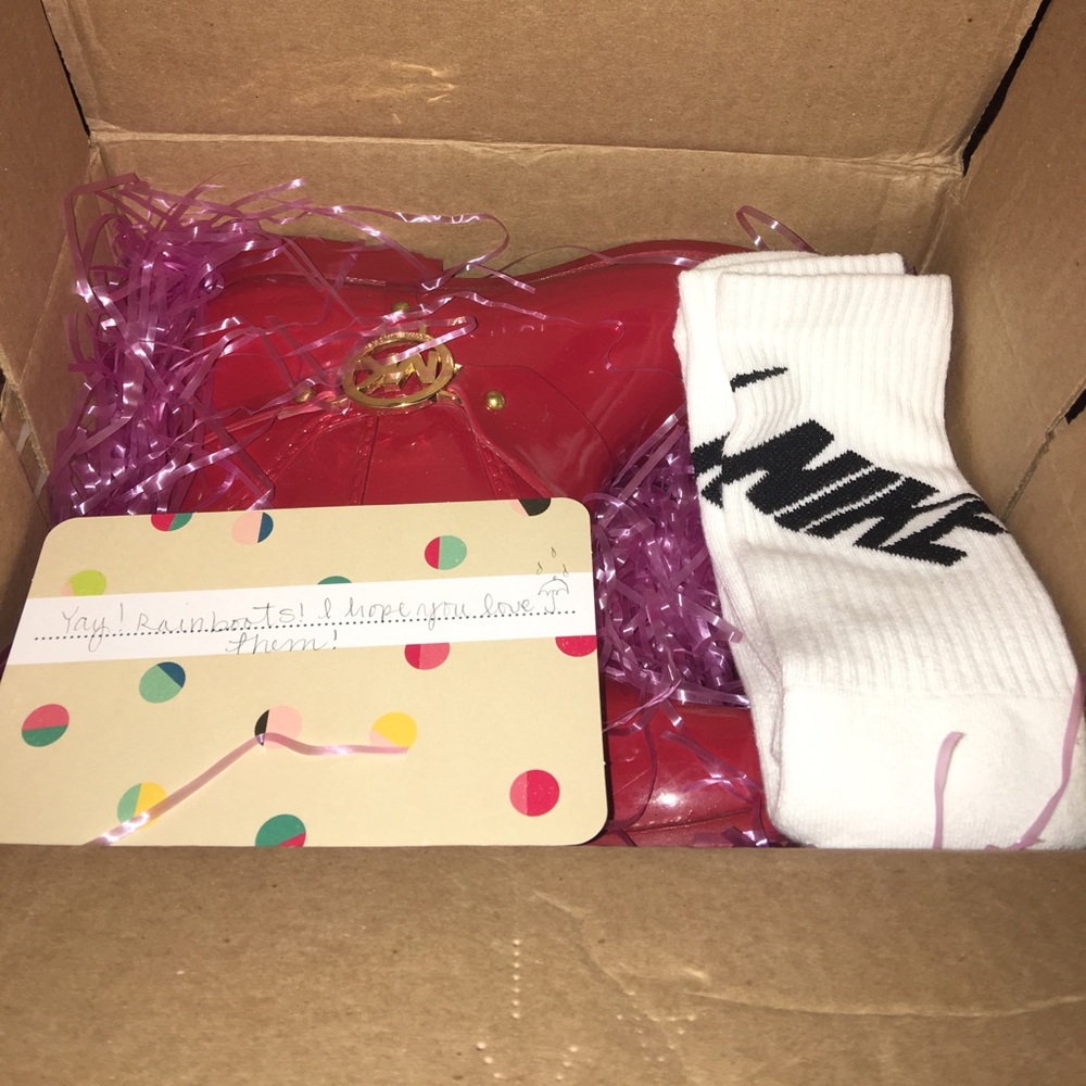 Packaged ! :-) 🌂 ☔️💦🌧🌈