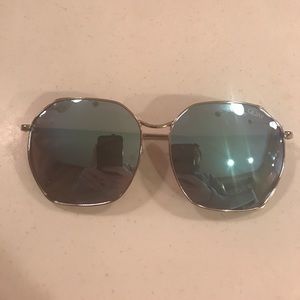 Quay mirror sunglasses