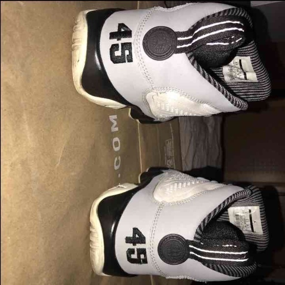 AirJordan 9 retro"barons" wolf grey - Picture 2 of 4
