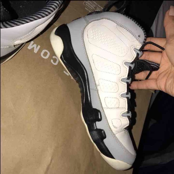 AirJordan 9 retro"barons" wolf grey - Picture 3 of 4