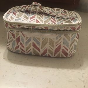 Makeup bag