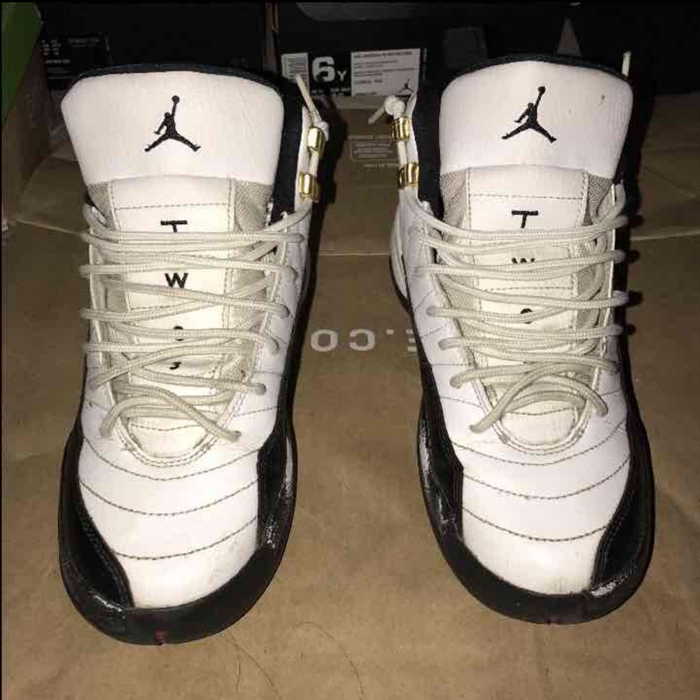 Air Jordan 12 "Taxi" Black/white &gold