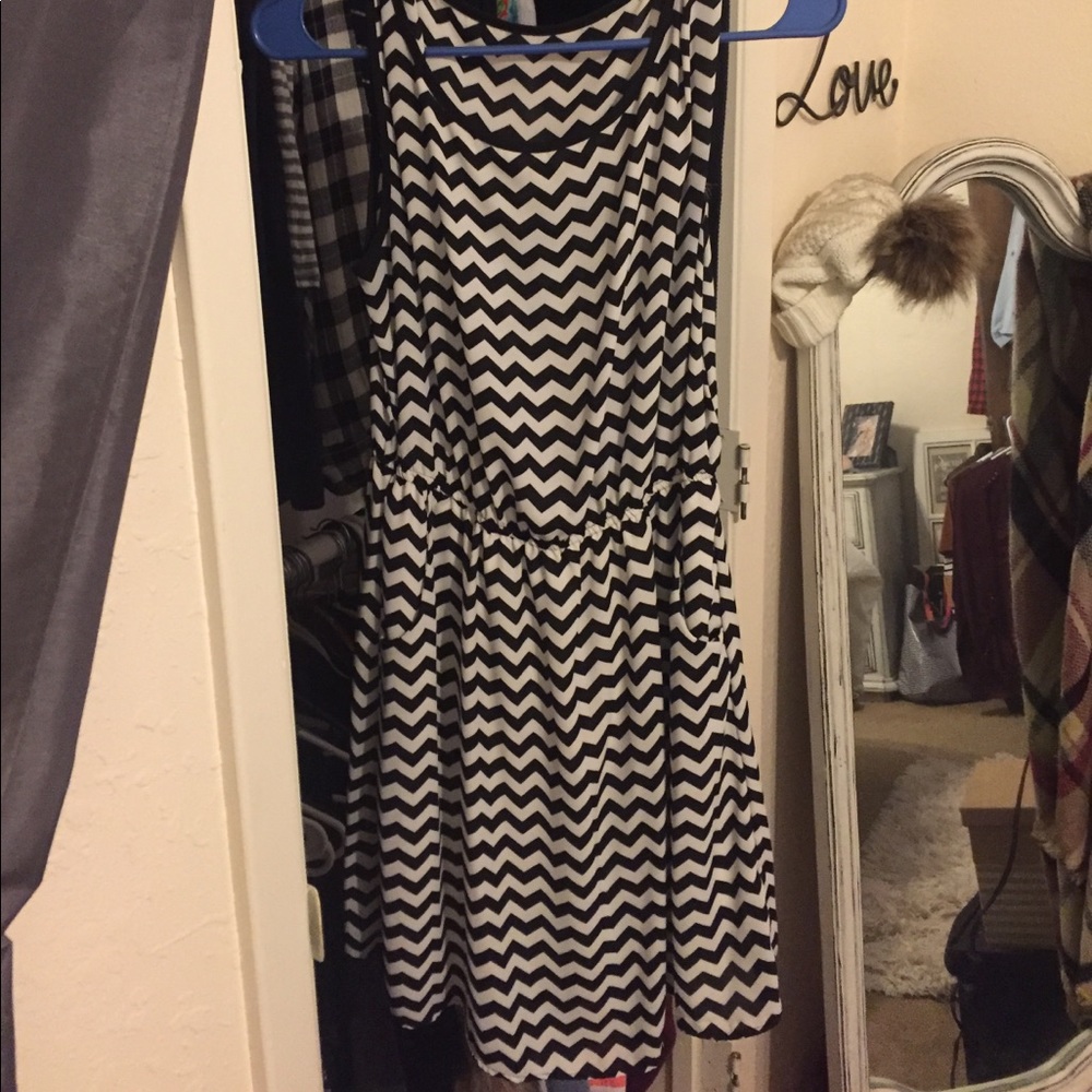 Forever21 knee length dress