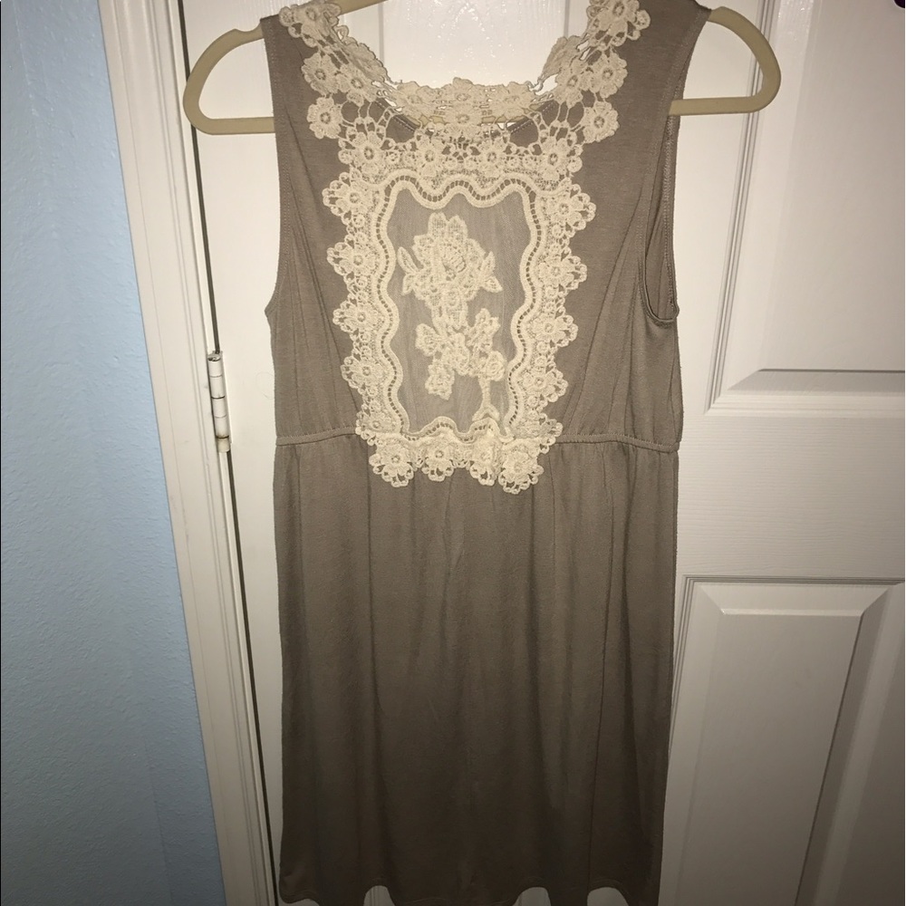 Dress - Picture 2 of 3