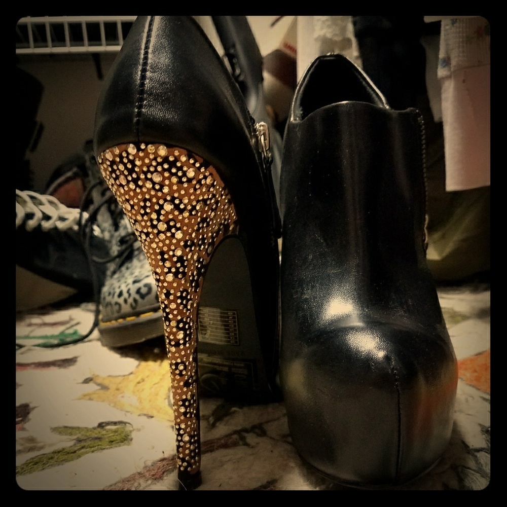 Forever 21 booties