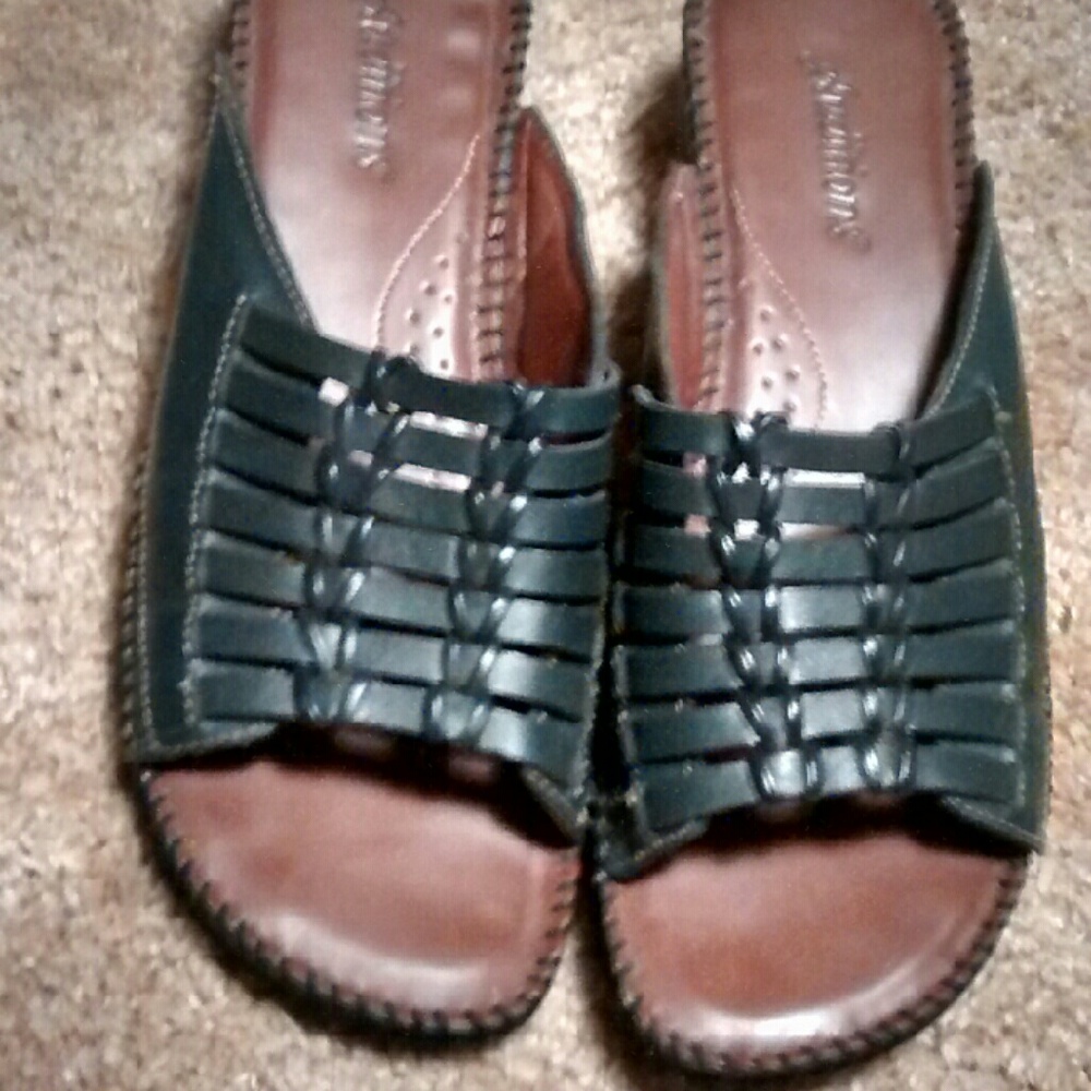 AUDITIONS NAVY SANDALS