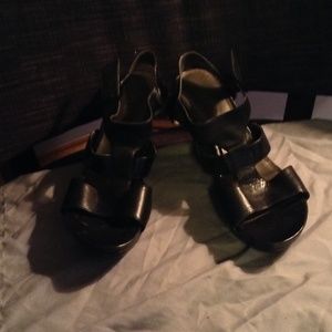 Black leather/patent wedge.