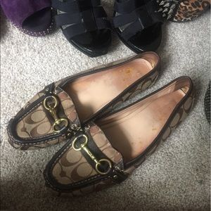 COACH LOAFERS 9M