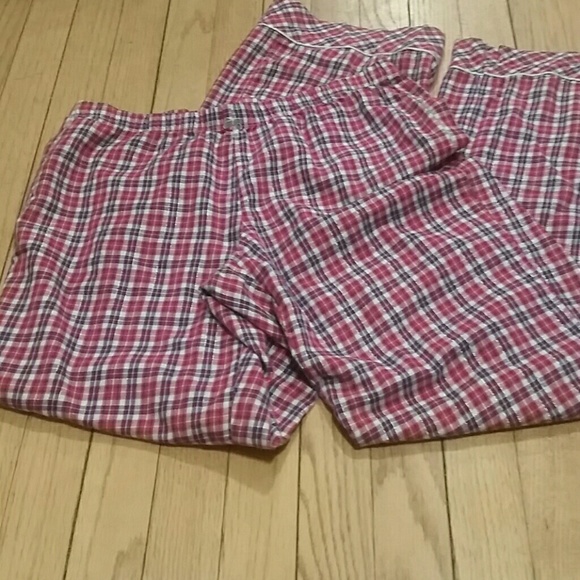 Victoria's Secret pajama bottoms - Picture 2 of 3