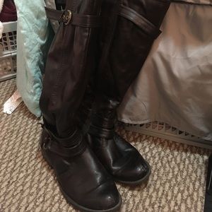 Brown White Mountain riding boots