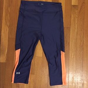 Under Armour crop leggings size medium