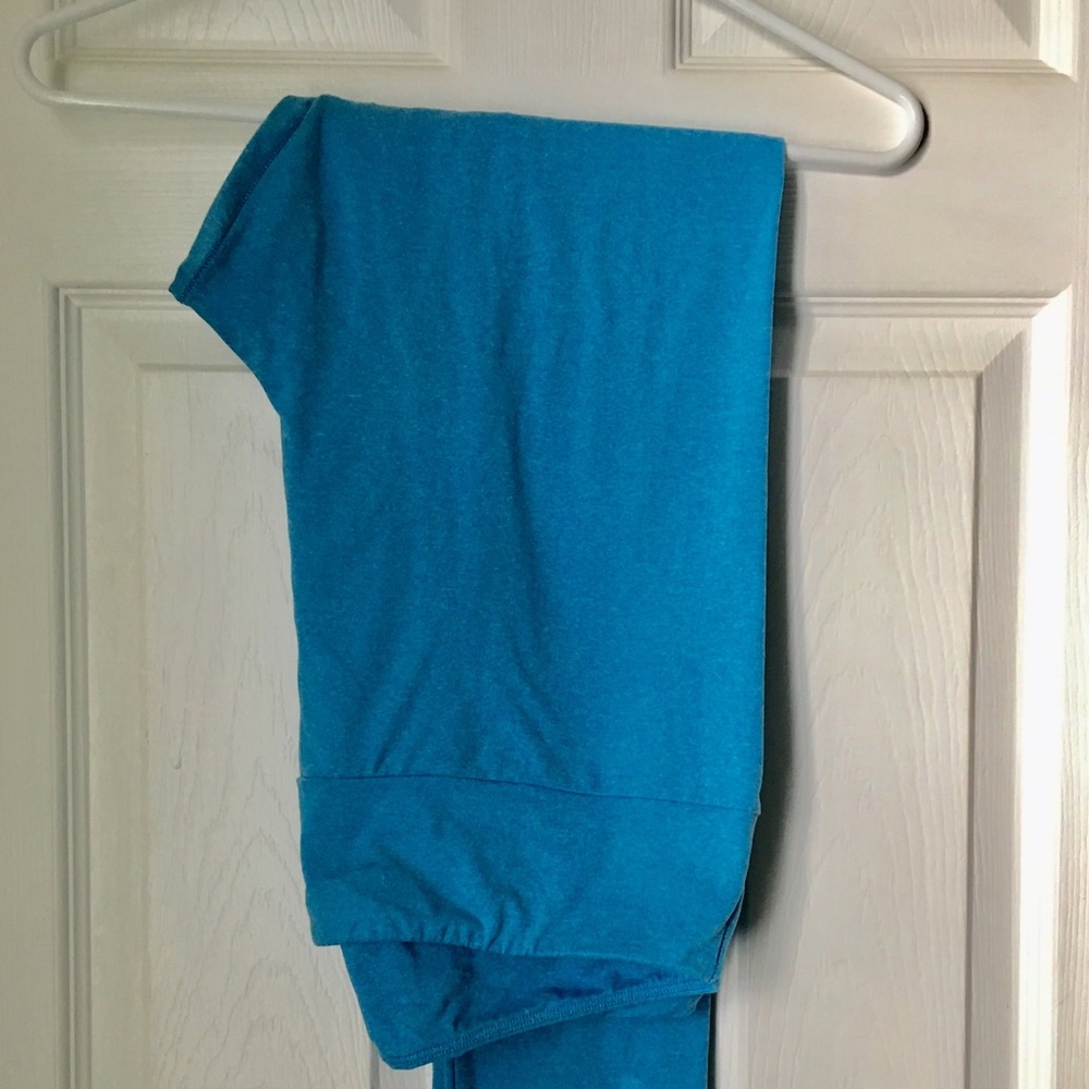 EUC TC Leggings ship closing Monday