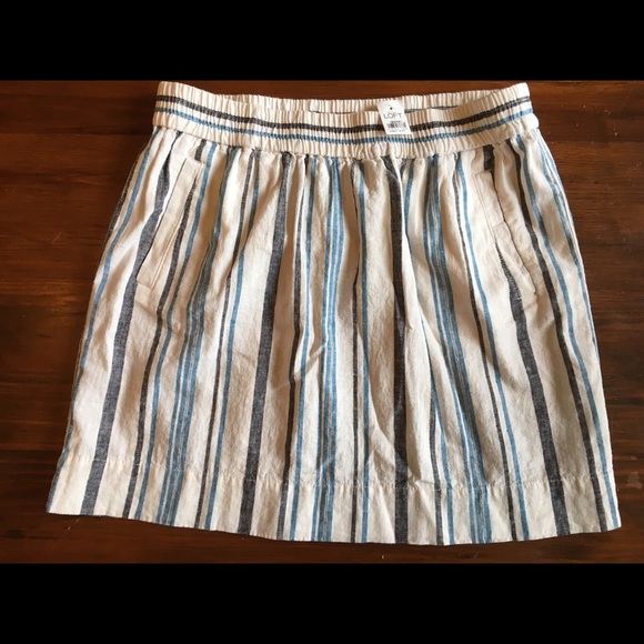 New with tags! Loft Women's skirt, size L - Picture 1 of 3