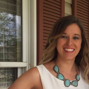 Meet your Posher, Hailey