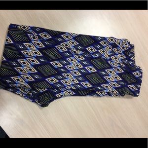 TC Leggings Purple background shop closing Monday