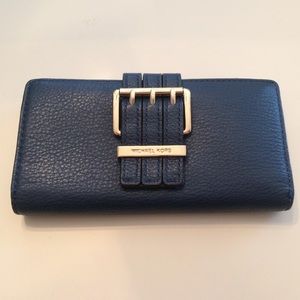 Michael Kors Ganesvoort Navy Blue Leather Wallet