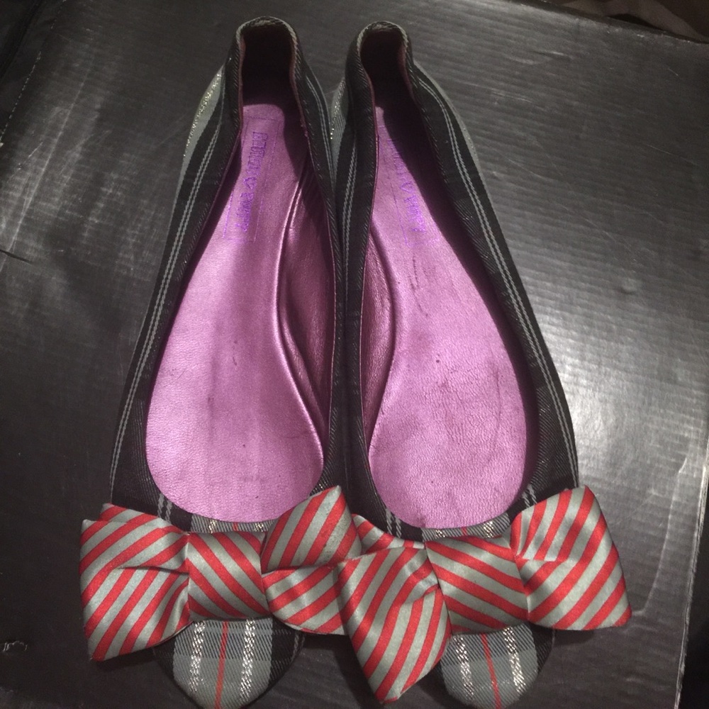 Coach Poppy "Cambria"  flats Size 8