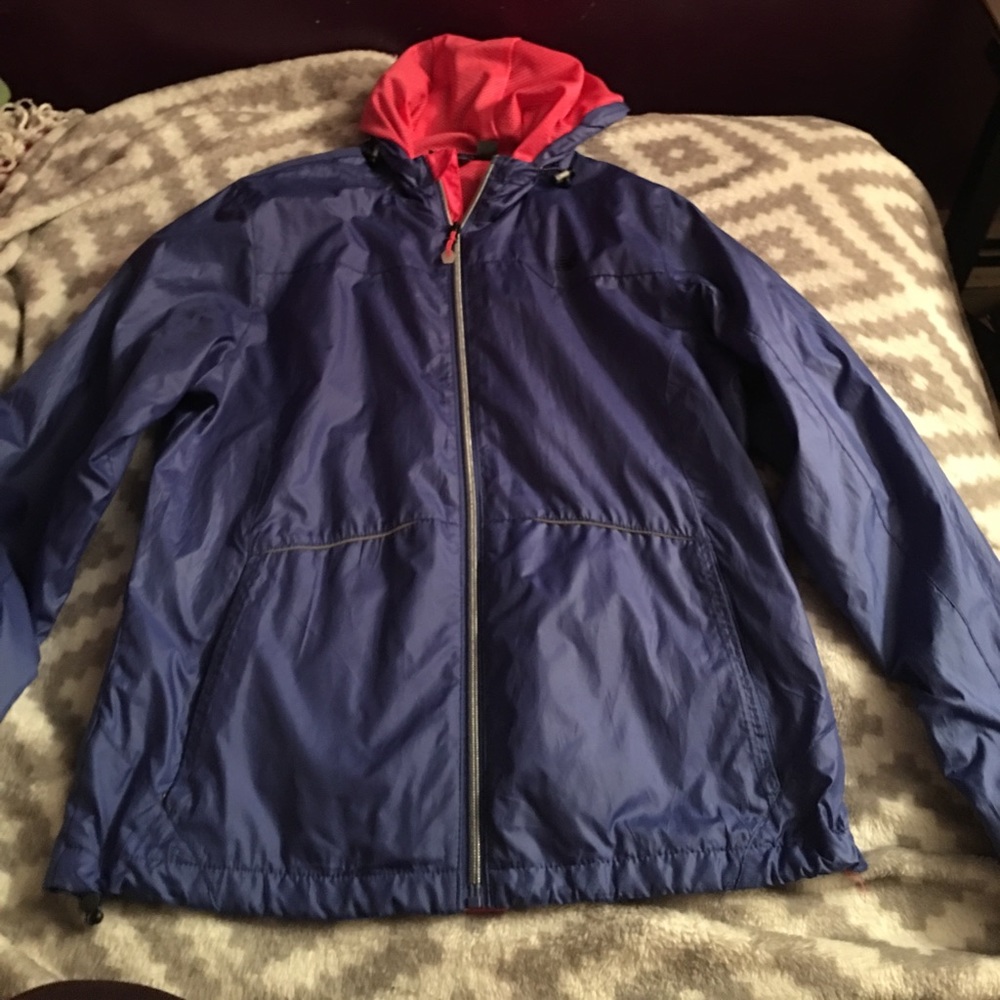 New balance wind breaker