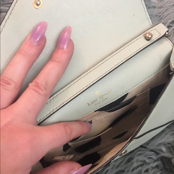 ❌ ⓈⓄⓁⒹ ❌ Kate Spade Crossbody Bag - Picture 2 of 2