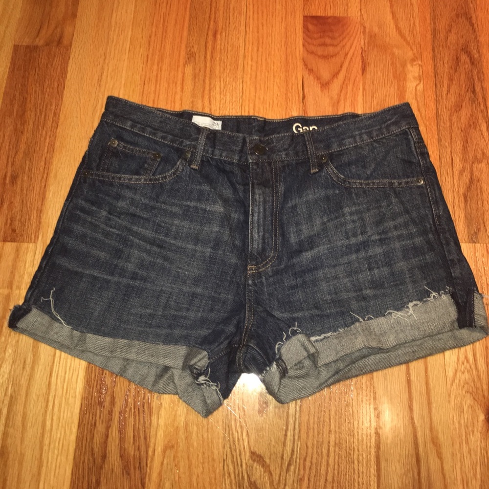 Gap boyfriend shorts