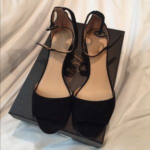 New with box ... Jcrew Sandles