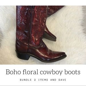 Boho leather cowboys boots! Floral details sz 7