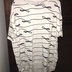 XS Off White Bows LuLaRoe Irma EUC