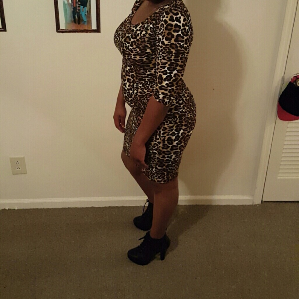 Bodycon cheetah dress