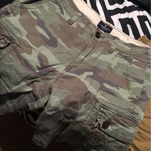 american eagle camo shorts