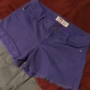 L.e.i. purple shorts