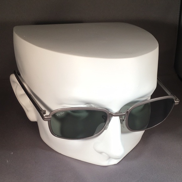 Vintage Ray Ban Sunglasses by Bausch & Lomb 😎 - Picture 7 of 8