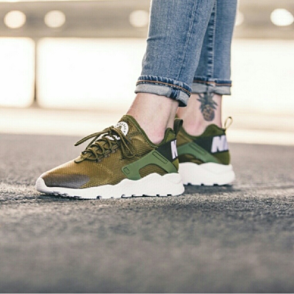 Nike Air Huarache Ultra