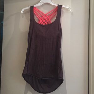 Lululemon top