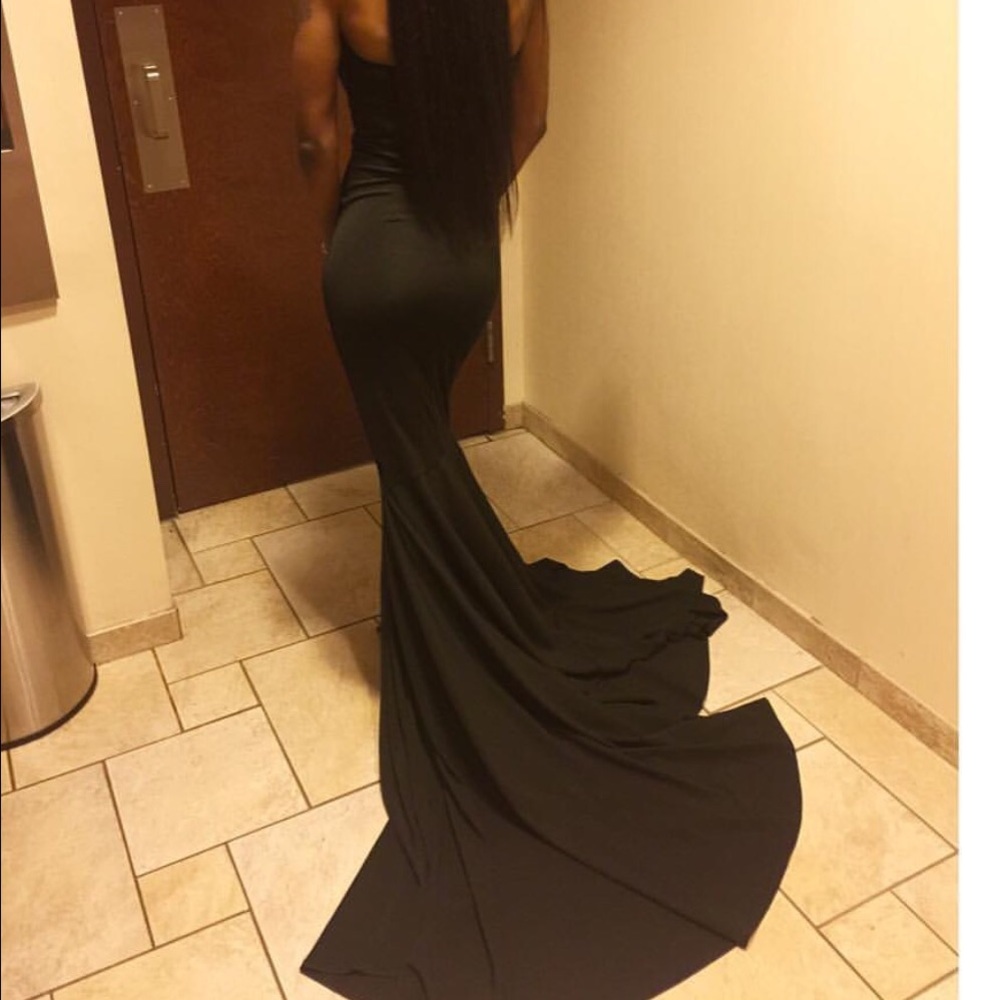 All black prom dress