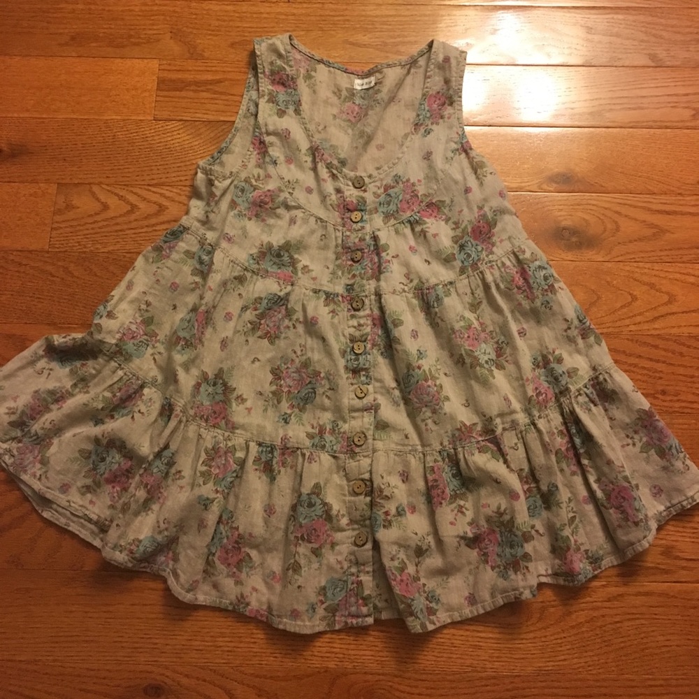 Anthropologie floral shirt.