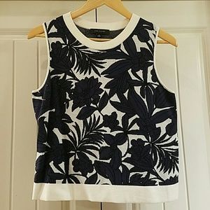 Ann Taylor sleeveless sweater