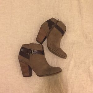 Carlos Santana booties