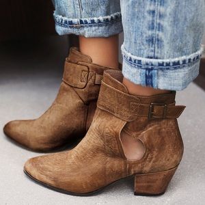 NWT [Free People] Belleville Ankle Boot - 36