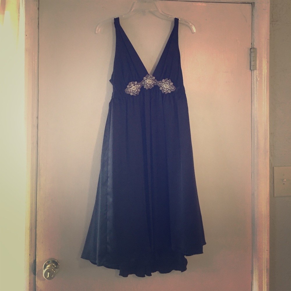 Beautiful Bloomingdale's Little Black Dress