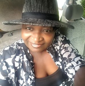 Meet your Posher, Viana