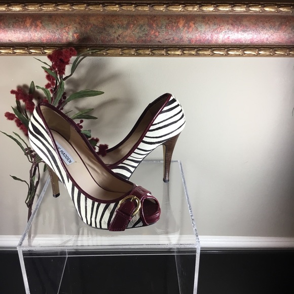 Steve Madden Leslie Zebra & Patent Stiletto Heel - Picture 1 of 7