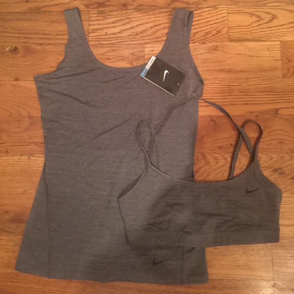 Nike 2-1 sports top