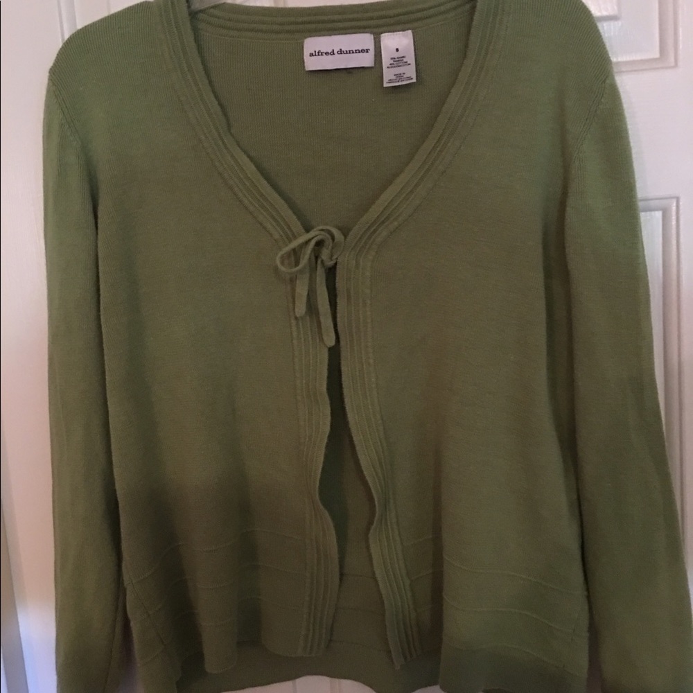 Classy green cardigan
