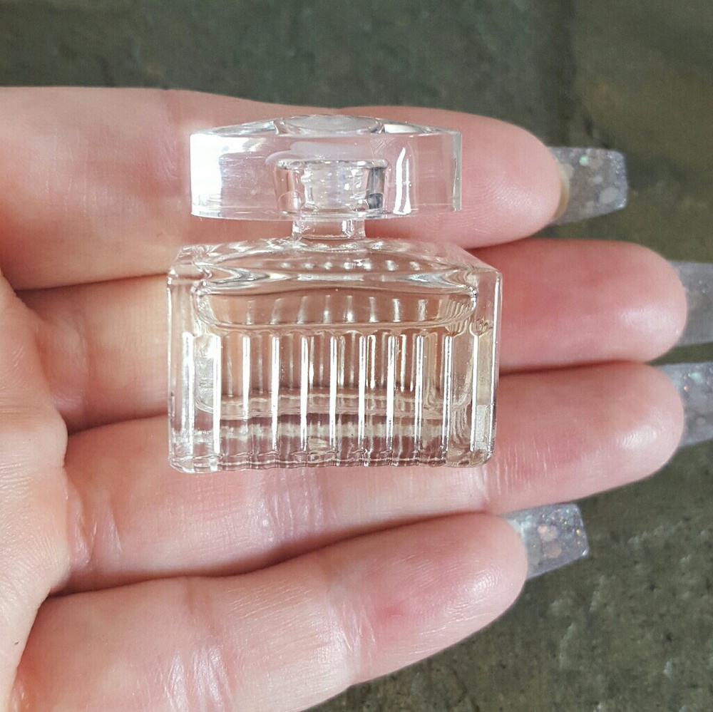 L'Eau de Chloe 🛍🎀🎉