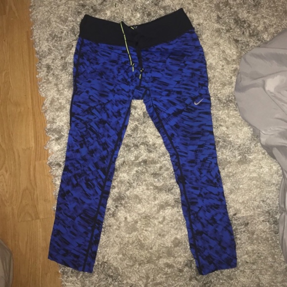 Nike epic luxe Capri