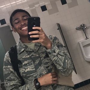 Meet your Posher, Eric