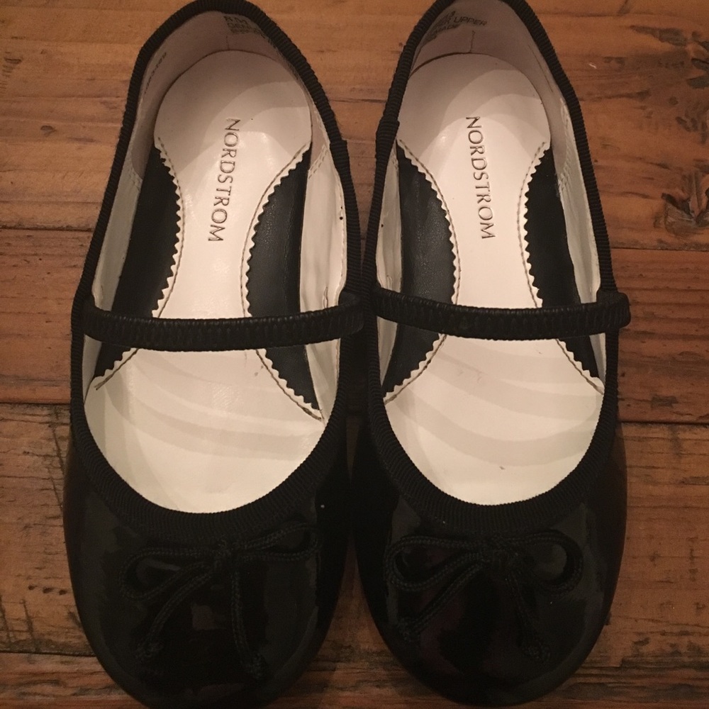Nordstom Black Patent Leather Mary Jane Flats