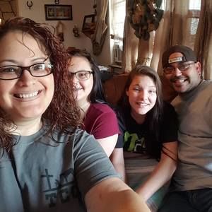 Meet your Posher, April